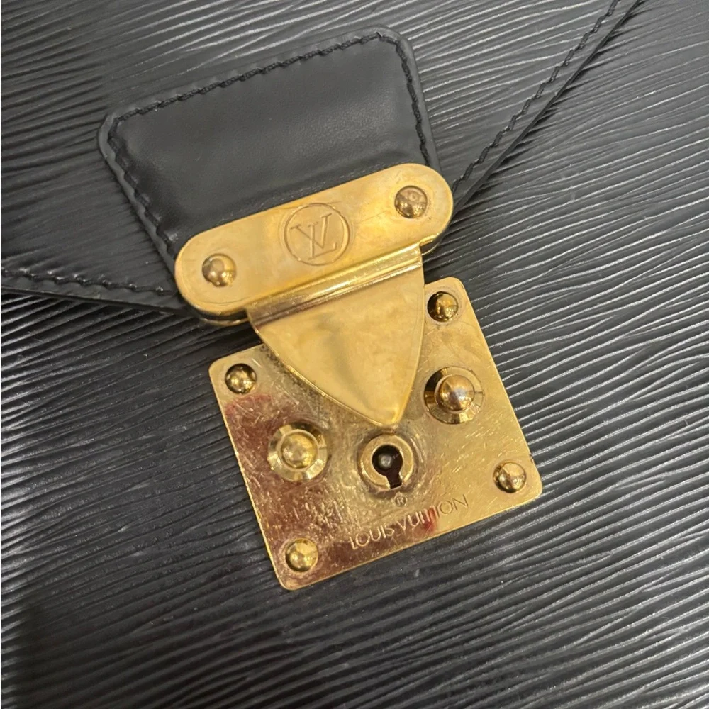 Louis Vuitton Black Epi Leather “Serviette Fermoir” Briefcase with Gold Accents